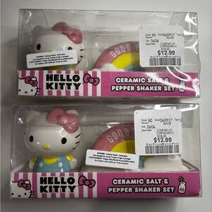 Hello Kitty Salt & Pepper Shaker